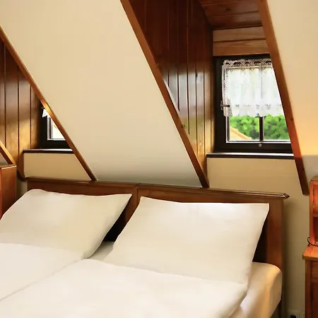 Guest house Teddy 3*